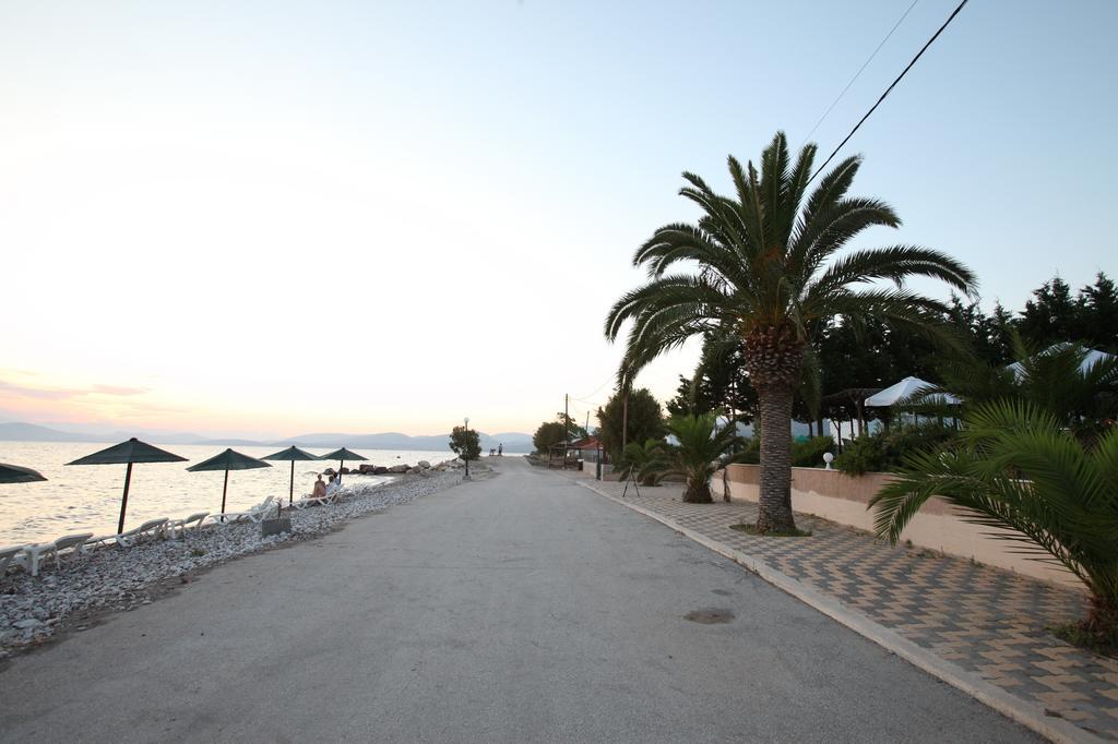 Iria Beach Buitenkant foto