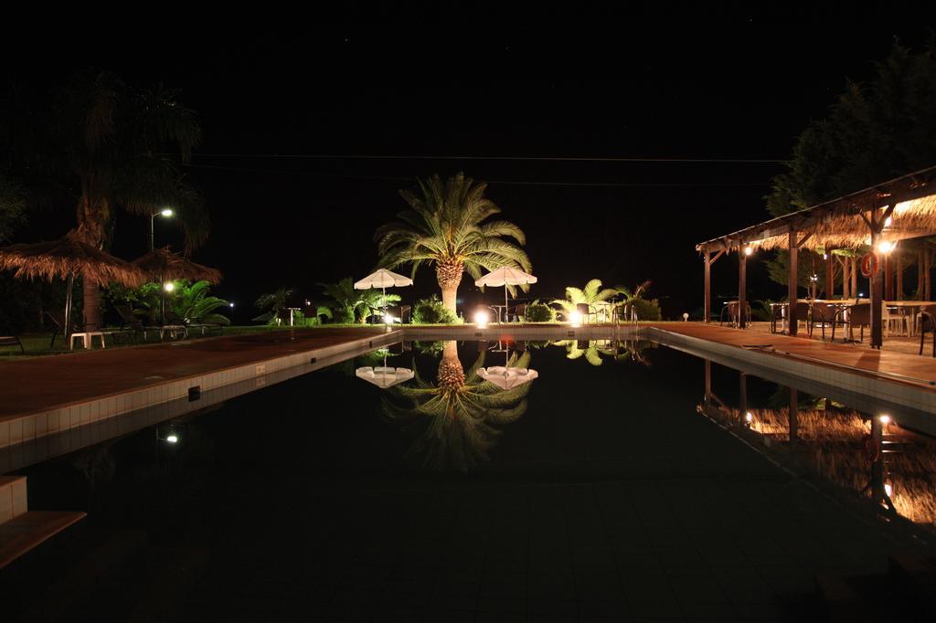 Iria Beach Buitenkant foto